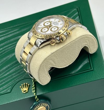 Rolex Daytona 116503 White Old Card 2020