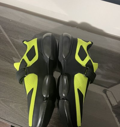 Prada Cloudburst