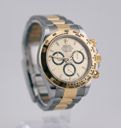 Rolex Daytona 126503 2024 Champagne Dial Full Set
