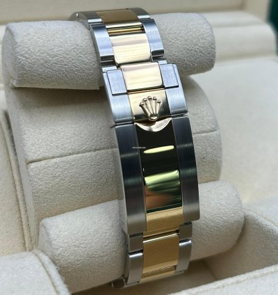 Rolex Daytona 2023 Daytona 116503 Black Dial Unworn Full Set