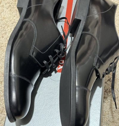 Prada Derby Dress Shoes 8 5