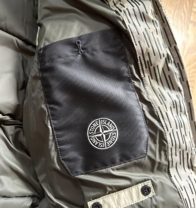 Stone Island Naslan Light Watro Camo Reflective Down Size