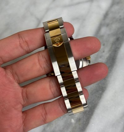 Rolex Daytona Champagne Dial