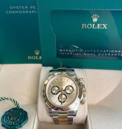 Rolex Daytona Champagne Dial