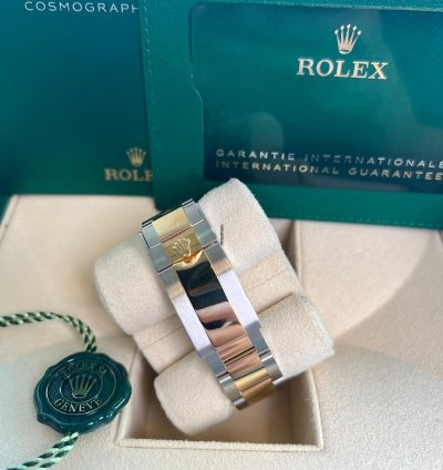 Rolex Daytona Champagne Dial