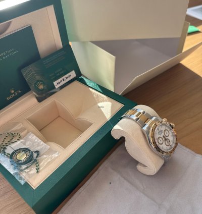 Rolex Daytona Full Set 2024 With Still Lrotection At The Back Never Worn
