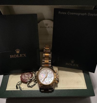 Rolex Daytona Quadrante In Madreperla Mai Indossato