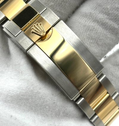 Rolex Daytona Unworn Cosmograph Daytona 40mm White Dial Two Tone Bracelet 126503 Box Papers 2024