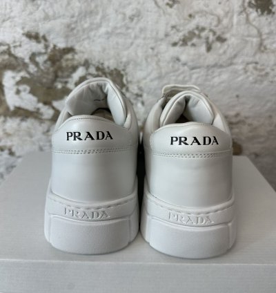 Prada Logo Plaque White Leather Low Top Sneaker Size 11 New