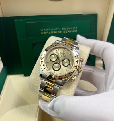 Rolex Daytona Yellow Rolesor Cosmograph Daytona Golden Index Dial Oyster Bracelet 126503