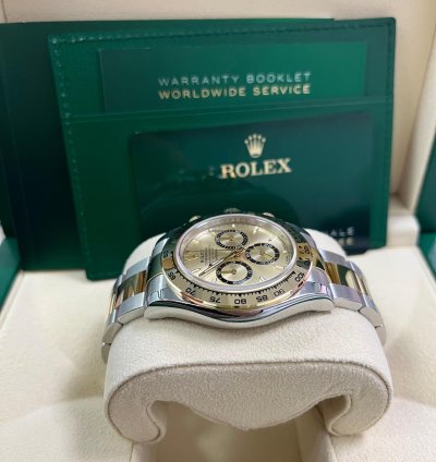 Rolex Daytona Yellow Rolesor Cosmograph Daytona Golden Index Dial Oyster Bracelet 126503