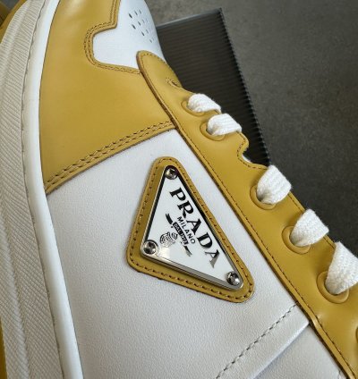 Prada Men Downtown Leather Low Top Sneaker Sun Size 10 Uk