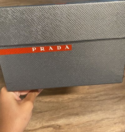 Prada Mens Leather Sneakers