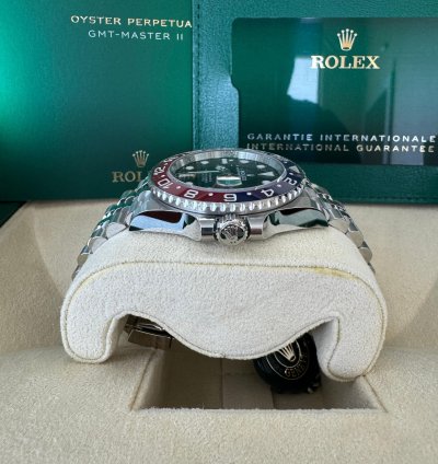 Rolex Gmt-master Ii 126710blro 2025 Jubilee Pepsi