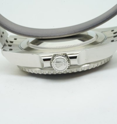 Rolex Gmt-master Ii 126710blro 40mm Jubile Pepsi Black Dial
