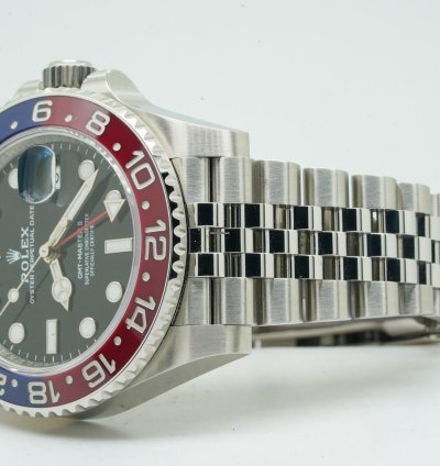 Rolex Gmt-master Ii 126710blro 40mm Jubile Pepsi Black Dial