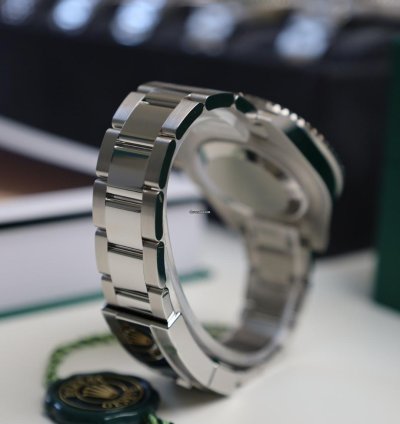 Rolex Gmt-master Ii 126710grnr Bruce Wayne Oyster - New 2025