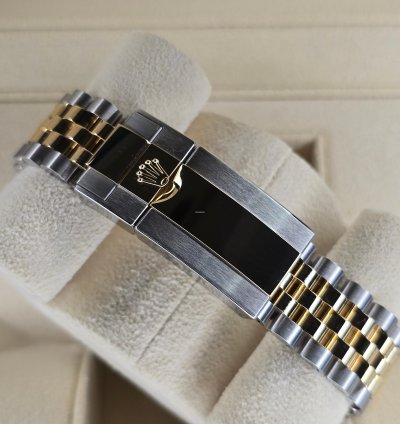 Rolex Gmt-master Ii 126713grnr Bumblebee Warranty