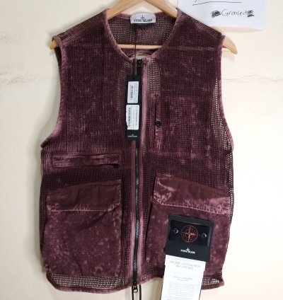 Stone Island Ripstop Vest Burgundy