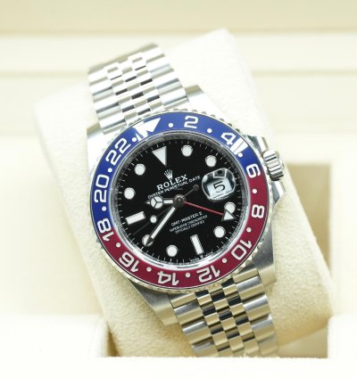 Rolex Gmt-master Ii 2025 Gmt-master Ii Pepsi Jubilee Bracelet Unworn Full Set Box Papers 126710blro