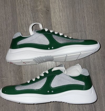 Prada Patent Green America Cups - Bnwt