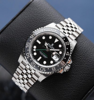 Rolex Gmt-master Ii Bruce Wayne Like New 09 24 Jubilee Full Set 126710grnr