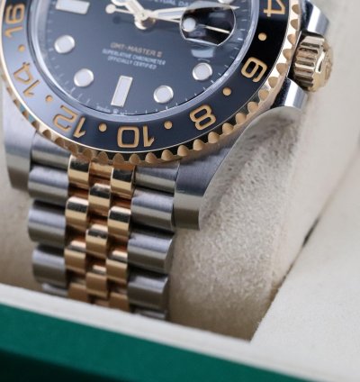Rolex Gmt-master Ii Bumblebee 2025 Complete Set Zombie Two Tone 40mm Steel Gold 126713 Grnr