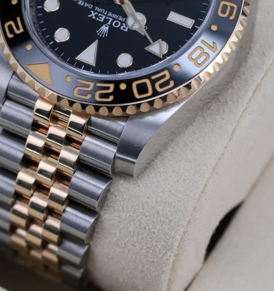 Rolex Gmt-master Ii Bumblebee 2025 Complete Set Zombie Two Tone 40mm Steel Gold 126713 Grnr