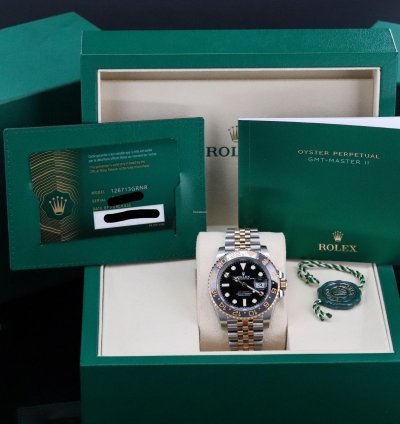 Rolex Gmt-master Ii Bumblebee 2025 Complete Set Zombie Two Tone 40mm Steel Gold 126713 Grnr
