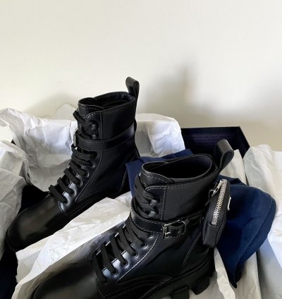 Prada Re-nylon Leather Zip Pocket Combat Boots Size 9 Us