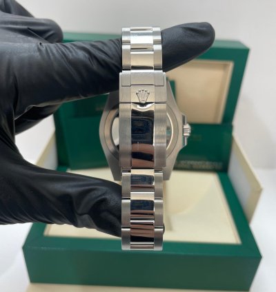 Rolex Gmt-master Ii Ii-40mm Steel Pepsi Black Dial Oyster Bracelet 126710blro