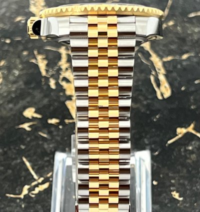 Rolex Gmt-master Ii New 2025 - Gmt-master Ii - 126713grnr - Steel Gold
