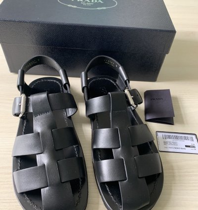 Prada Sandals Us 9 New