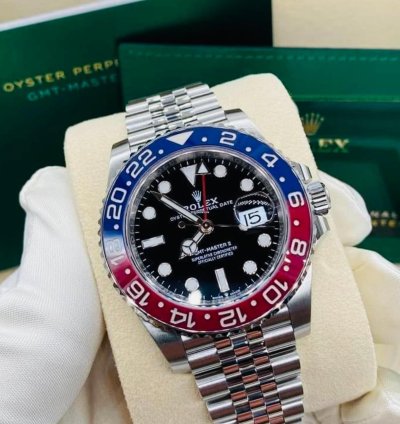 Rolex Gmt-master Ii New 2025 Unworn Complete Set Pepsi 126710blro