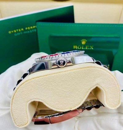 Rolex Gmt-master Ii New 2025 Unworn Complete Set Pepsi 126710blro