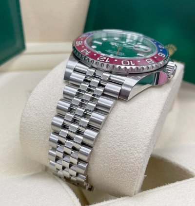 Rolex Gmt-master Ii New Gmt-master Ii 126710blro 40mm Stainless Steel Pepsi Jubilee Bracelet