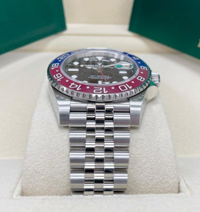 Rolex Gmt-master Ii New Gmt-master Ii 126710blro 40mm Stainless Steel Pepsi Jubilee Bracelet