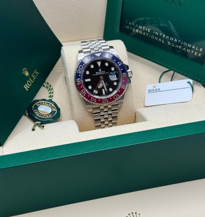 Rolex Gmt-master Ii New Pepsi Blue Red Ceramic Bezel Stainless Steel Jubilee Bracelet