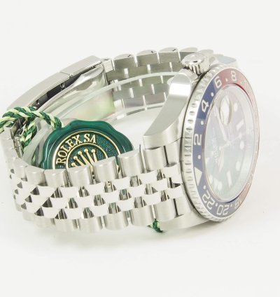 Rolex Gmt-master Ii Pepsi Blue Red Bezel Steel Black Dial Jubilee