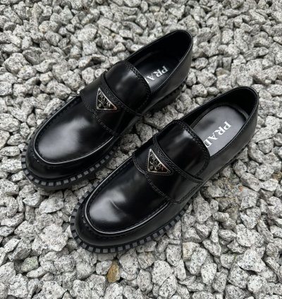 Prada Triangle Logo Loafers Spazzolato Size Uk 7 Rrp 1100