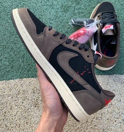 Air Jordan 1 Retro Low Og Sp Travis Scott Mocha