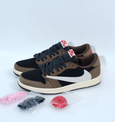 Air Jordan 1 Retro Low Og Sp Travis Scott Mocha