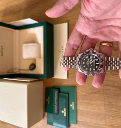 Rolex Gmt-master Ii Pepsi Unwarned Full Set Full Stickered