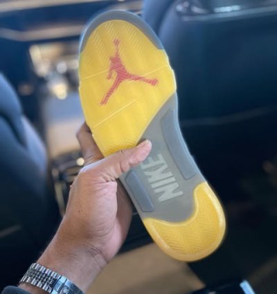 Air Jordan 5 Retro Off-white Muslin