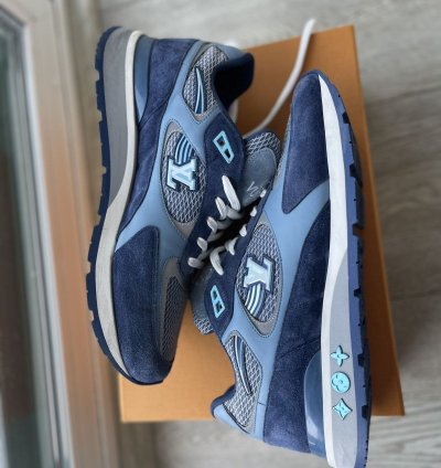 Rare Blue Lv Snakers