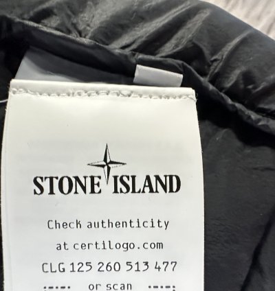 Stone Island Zip-up Puffer Jacket Black