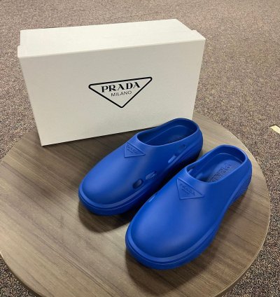 Sabot Slides In Blue