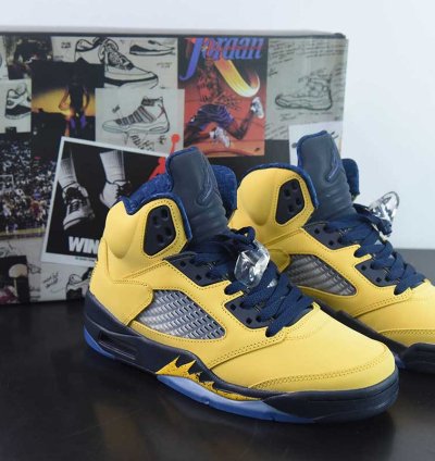 Nike Air Jordan 5 Retro Michigan