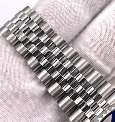 Rolex Gmt-master Ii Unworn Gmt-master Ii Pepsi 40mm Jubilee Bracelet 126710blro Box Papers 2025
