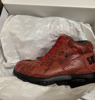 Snakeskin Goadome In Red